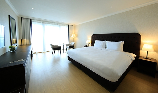 호텔-디럭스 (더블|트윈)-조식불포함